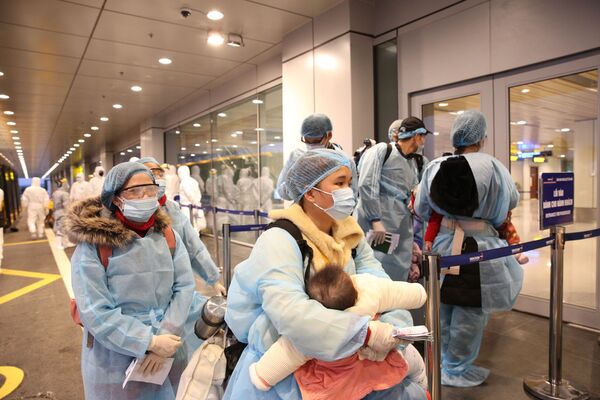 Bộ Ngoại giao: Việt Nam điều máy bay đưa 30 công dân từ Vũ Hán về nước Bộ Ngoại giao: Việt Nam điều máy bay đưa 30 công dân từ Vũ Hán về nước - Sputnik Việt Nam