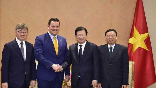 Phó Thủ tướng Trịnh Đình Dũng tiếp Nhóm nhà đầu tư Công ty Energy Capital Vietnam của Hoa Kỳ - Sputnik Việt Nam