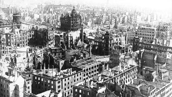 Thành phố Dresden bị tàn phá, 1945. - Sputnik Việt Nam