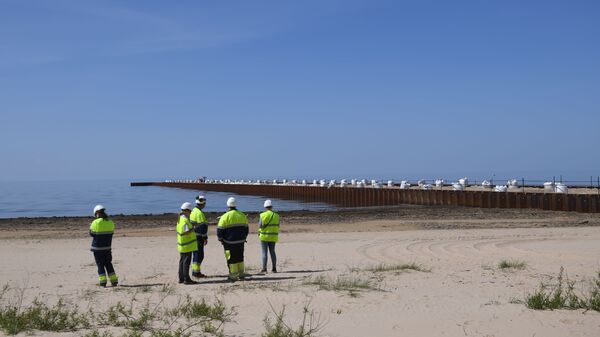 Công nhân trên công trường xây dựng đường ống dẫn khí Nord Stream-2 ở Vùng Leningrad - Sputnik Việt Nam