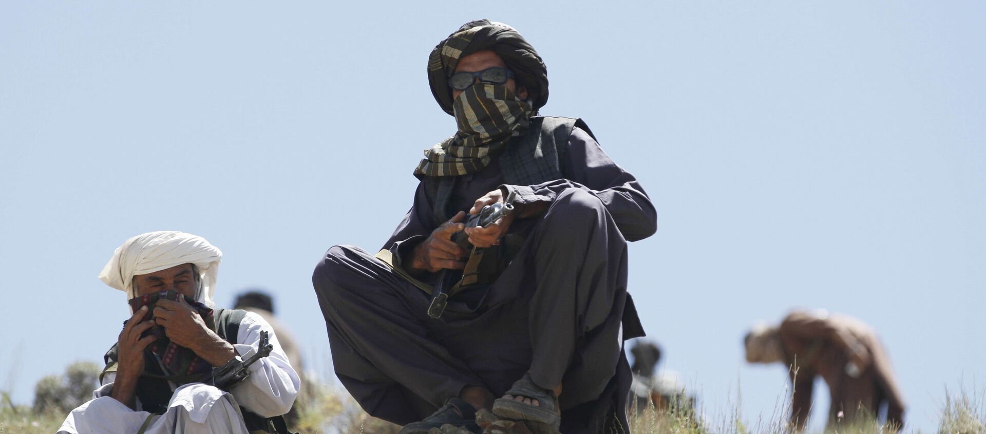 Taliban Afghanistan với vũ khí - Sputnik Việt Nam, 1920, 04.08.2021