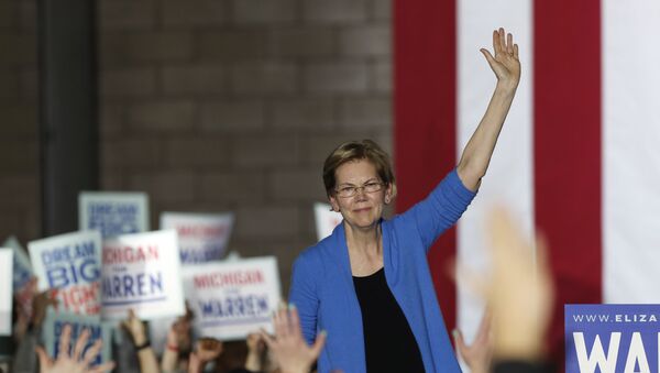 Thượng nghị sĩ Dân chủ bang Massachusetts Elizabeth Warren - Sputnik Việt Nam