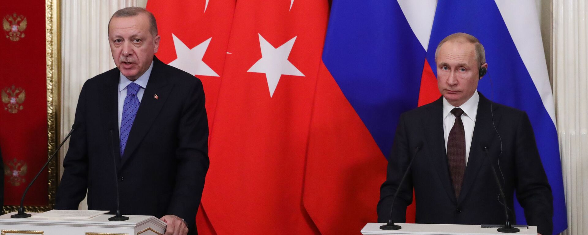 Cuộc họp báo chung sau cuộc gặp giữa Tổng thống Thổ Nhĩ Kỳ Recep Tayyip Erdogan và Tổng thống Nga Vladimir Putin - Sputnik Việt Nam, 1920, 24.07.2023