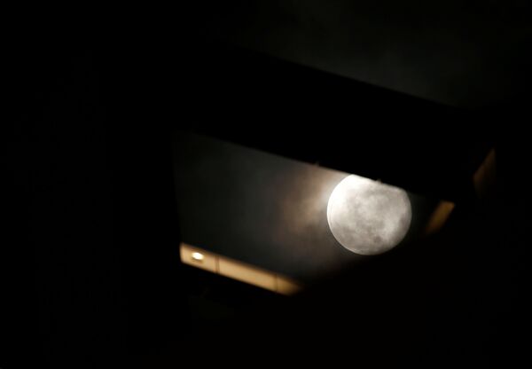 Siêu trăng trên bầu trời Malta - Sputnik Việt Nam