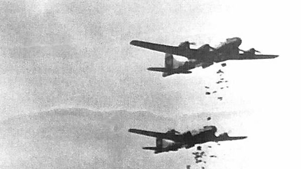 Các máy bay Boeing B-29S ném bom Nhật Bản, năm 1945 - Sputnik Việt Nam