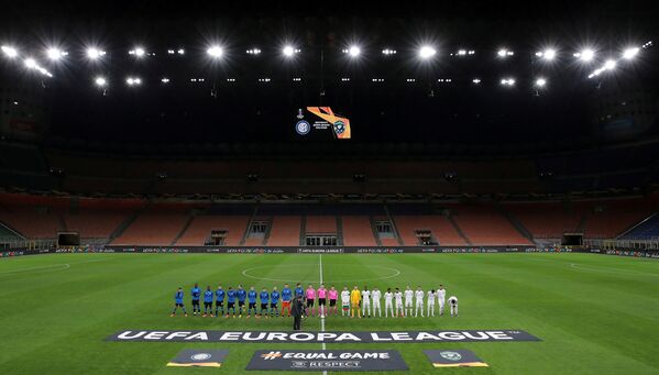 Khán đài vắng khán giả trước trận đấu Inter Milan - Ludogorets, Italy - Sputnik Việt Nam