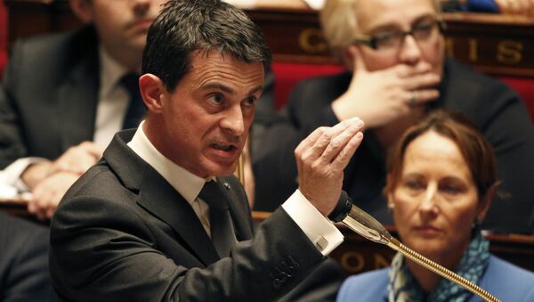 Thủ tướng Pháp Manuel Valls: Bọn khủng bố có thể sử dụng vũ khí hóa học - Sputnik Việt Nam