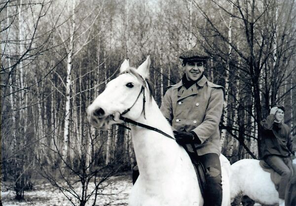 Ông Sergei Lavrov trong lúc nghỉ ngơi - Sputnik Việt Nam