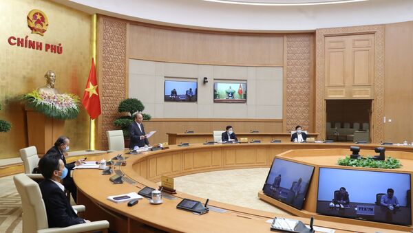 Thủ tướng Nguyễn Xuân Phúc phát biểu khai mạc phiên họp. - Sputnik Việt Nam