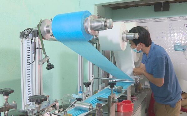 Bộ Công Thương thông tin về việc sản xuất và xuất khẩu khẩu trang Bộ Công Thương thông tin về việc sản xuất và xuất khẩu khẩu trang - Sputnik Việt Nam
