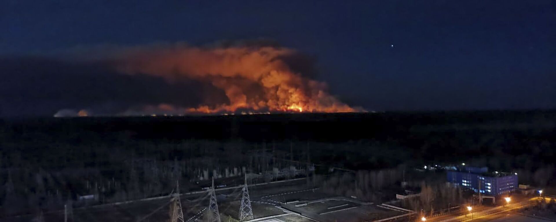 Hỏa hoạn trong khu vực cấm gần Chernobyl - Sputnik Việt Nam, 1920, 29.08.2022