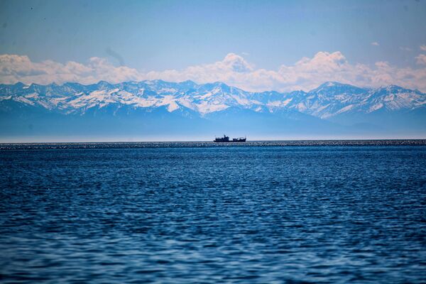 Hồ Baikal vào xuân - Sputnik Việt Nam