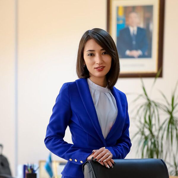 Cựu giám đốc phòng báo chí của Thủ tướng Kazakhstan Zarina Nurlanova - Sputnik Việt Nam