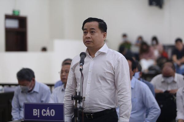 Vụ Vũ Nhôm: Cựu Chủ tịch Văn Hữu Chiến kêu oan, nói không có thực quyền Vụ Vũ Nhôm: Cựu Chủ tịch Văn Hữu Chiến kêu oan, nói không có thực quyền - Sputnik Việt Nam