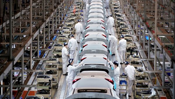 Sản xuất xe hơi tại nhà máy Dongfeng Honda tại Vũ Hán - Sputnik Việt Nam