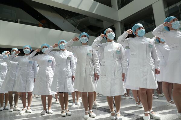Nhóm y tá trong sự kiện  kỷ niệm Ngày quốc tế điều dưỡng tại bệnh viện, Trung Quốc - Sputnik Việt Nam