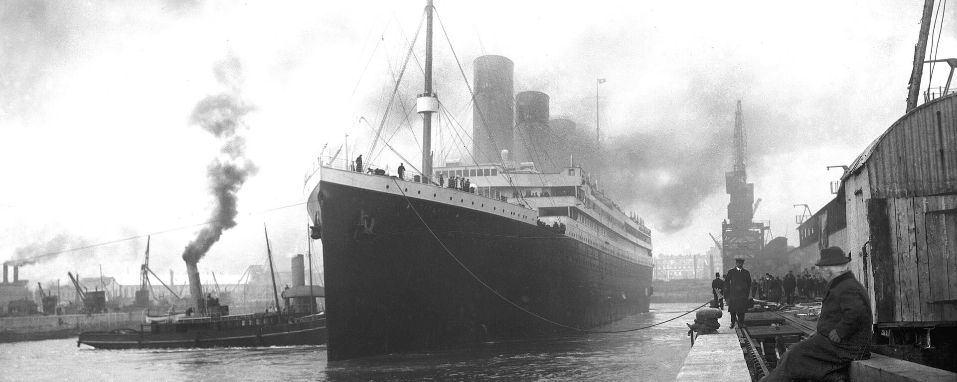 Titanic tại bến cảng Southampton trước khi khởi hành - Sputnik Việt Nam, 1920, 22.06.2023