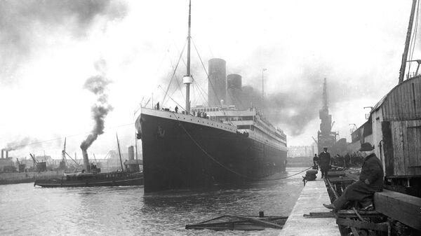 Titanic tại bến cảng Southampton trước khi khởi hành - Sputnik Việt Nam