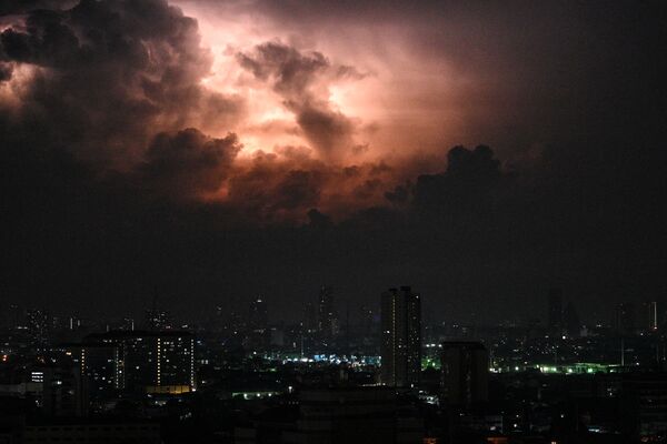 Sấm sét trên bầu trời Manila, Philippines - Sputnik Việt Nam