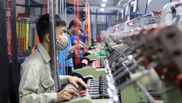 Sản xuất sản phẩm bao bì tại công ty TNHH bao bì Thuận Đức - Sputnik Việt Nam
