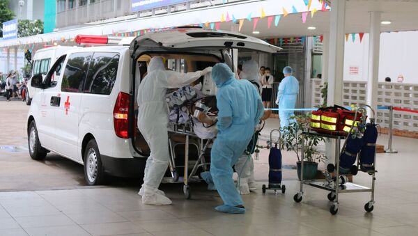 Bệnh nhân 91 được chuyển đến Bệnh viện Chợ Rẫy Thành phố Hồ Chí Minh, chiều ngày 22/5. - Sputnik Việt Nam