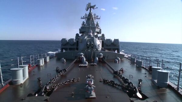 Tuần dương hạm “Matxcơva” cập cảng Latakia thực hiện nhiệm vụ phòng không cho khu vực - Sputnik Việt Nam