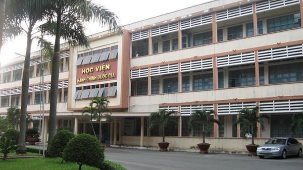 Bộ Nội vụ Việt Nam đề xuất thi đầu vào tuyển công chức Bộ Nội vụ Việt Nam đề xuất thi đầu vào tuyển công chức - Sputnik Việt Nam