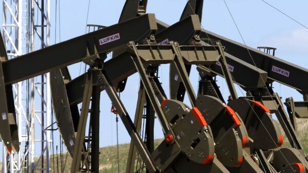 Khai thác dầu mỏ tại bang Bắc Dakota, Hoa Kỳ  - Sputnik Việt Nam