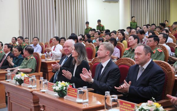 Lễ khai trương chi nhánh của Hội Hữu nghị Việt-Nga thuộc Bộ Công an Việt Nam và Đại hội đầu tiên của chi nhánh cho giai đoạn 2020 - 2025 - Sputnik Việt Nam