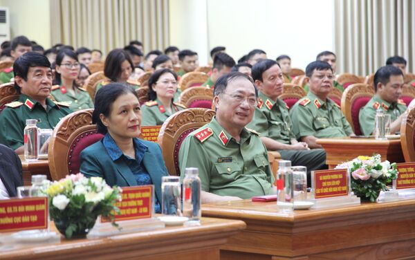Lễ khai trương chi nhánh của Hội Hữu nghị Việt-Nga thuộc Bộ Công an Việt Nam và Đại hội đầu tiên của chi nhánh cho giai đoạn 2020 - 2025 - Sputnik Việt Nam