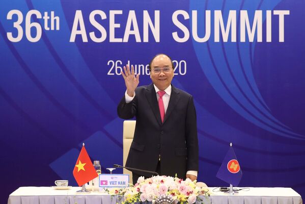 Thủ tướng Nguyễn Xuân Phúc, Chủ tịch ASEAN 2020 phát biểu tại Lễ khai mạc Hội nghị Cấp cao ASEAN lần thứ 36. - Sputnik Việt Nam
