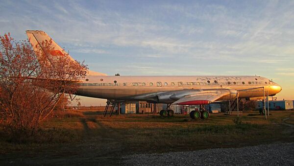 Máy bay Tu-104, được Maria Karmanova phục chế. - Sputnik Việt Nam