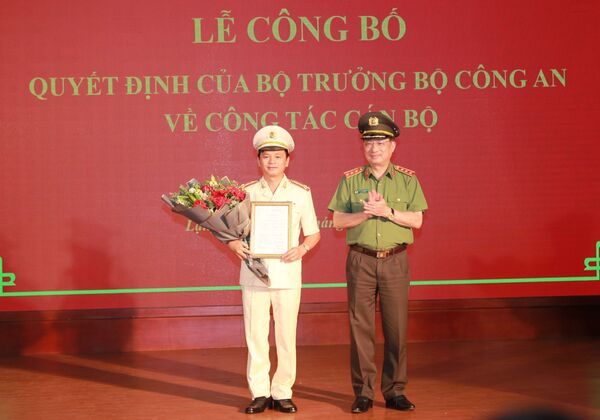 Thấy gì qua việc 100% giám đốc công an tỉnh không phải người địa phương của Bộ Công an? Thấy gì qua việc 100% giám đốc công an tỉnh không phải người địa phương của Bộ Công an? - Sputnik Việt Nam