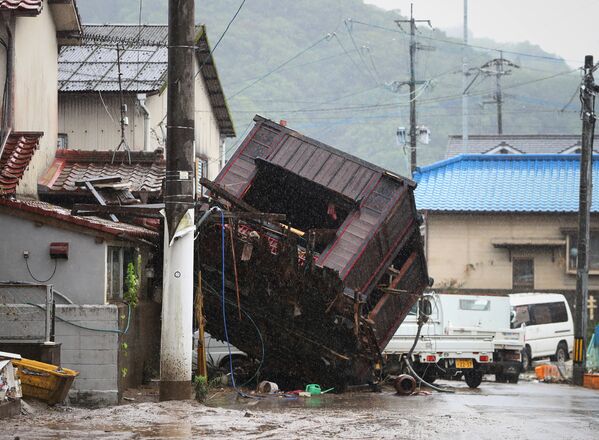Hậu quả lũ lụt ở tỉnh Kumamoto, Nhật Bản - Sputnik Việt Nam