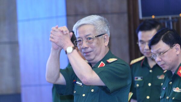 Thượng tướng Nguyễn Chí Vịnh, Thứ trưởng Bộ Quốc phòng đến dự khai mạc diễn tập. - Sputnik Việt Nam