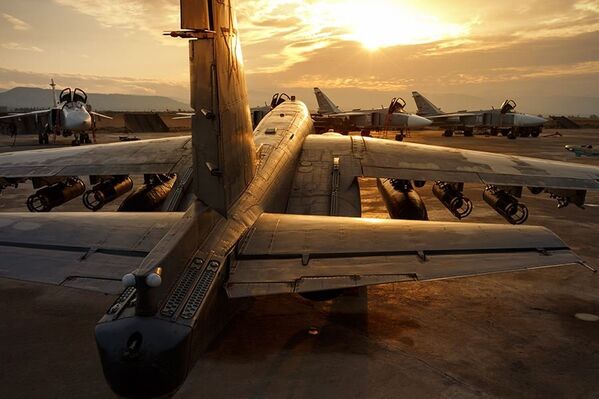 Máy bay Nga tại căn cứ không quân Hmeymim ở Syria. - Sputnik Việt Nam
